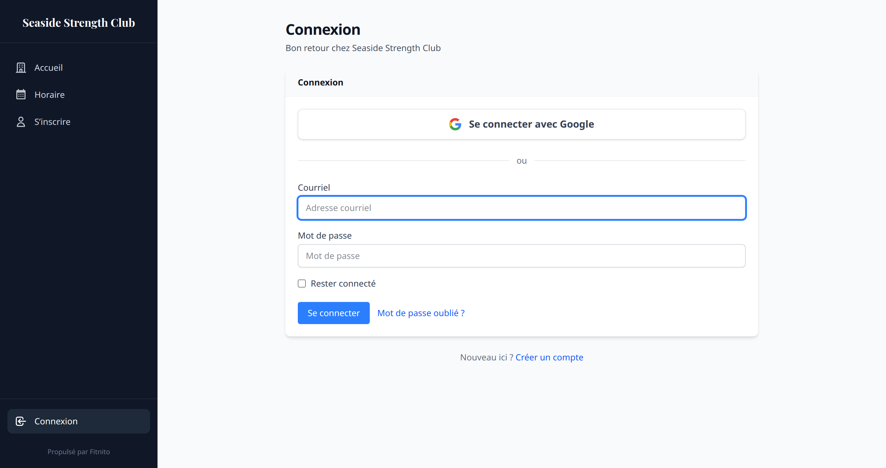 Booking-site sign-in in French (Connexion, Courriel, Mot de passe)